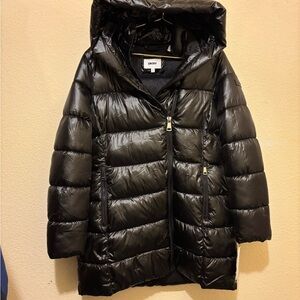 DKNY Quilted Black Puffer Jacket size L NWT